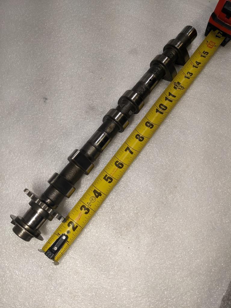 PORSCHE 911 996 (1998-2005) CAMSHAFT INTAKE (CYLINDER4-6) 996221 USED 996B.G.L.