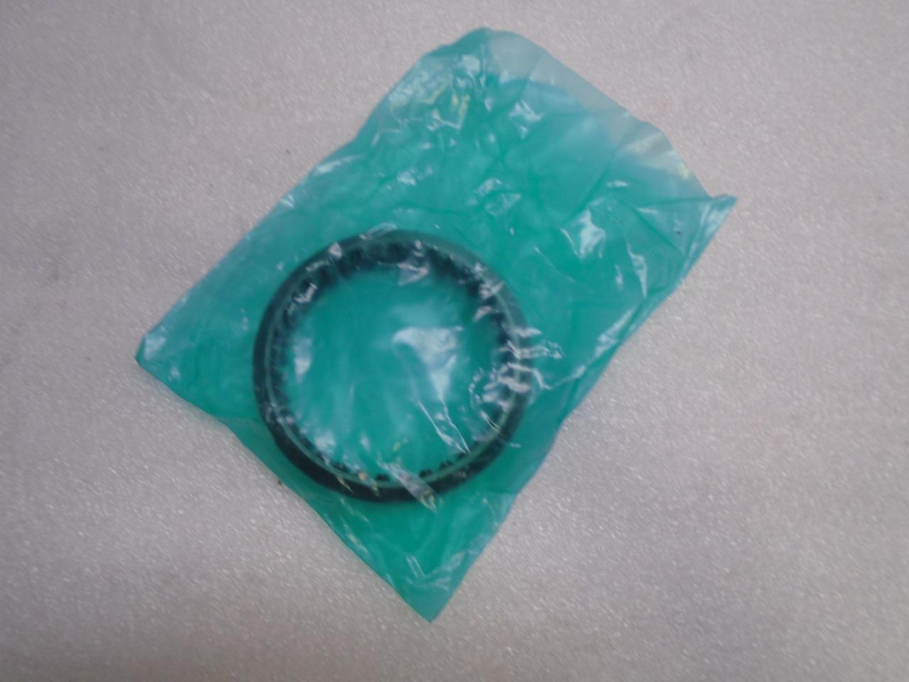 Porsche 928 Shift Sleeve 928 304 231 00 NEW Genuine R20T8