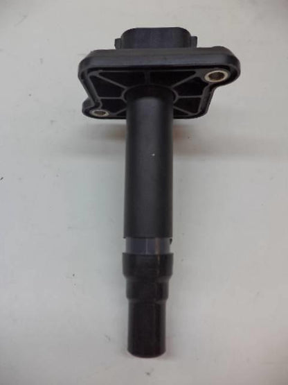 NEW IGNITION COIL for VOLKSWAGEN & AUDI 1.8L & 4.2L ENGINES 1AECI00063 R12TB