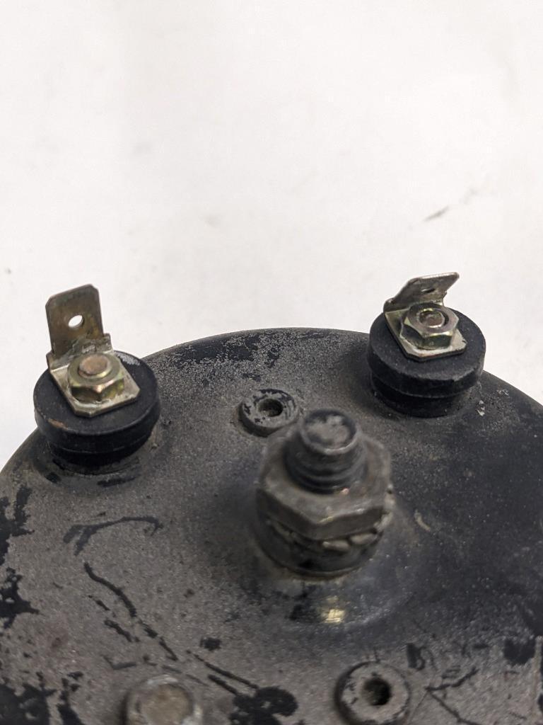 PORSCHE 84-91 944 LOW PITCH TONE ELECTRIC HORN SIREN MIXO TR129 #3 USED R21T2