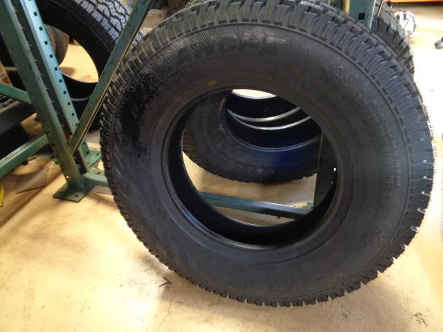 HERCULES AVALANCHE X-TREME LT 215 85 16 115 112Q LRE 10PLY TIRE 01040 BQ4