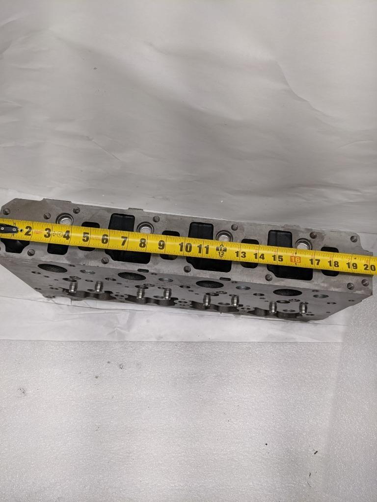 NEW HOLLAND CYLINDER HEAD FITS IVECO ENGINE(S) FC5CE5454 504389002 USED I2