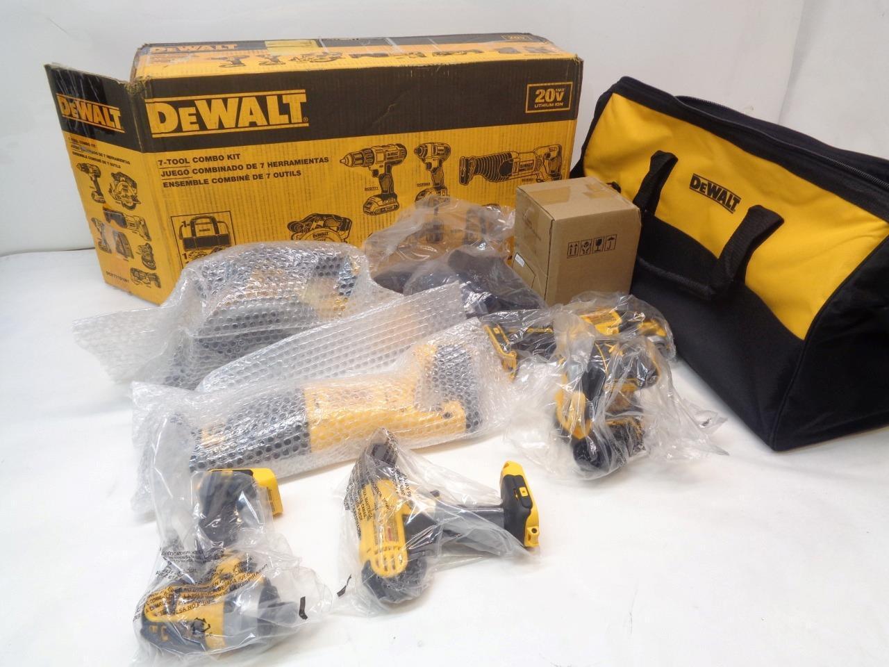 DEWALT 20V MAX CORDLESS 7 TOOL KIT 2 BATTERY w/ CHARGER DCK771D1M1 BSR35