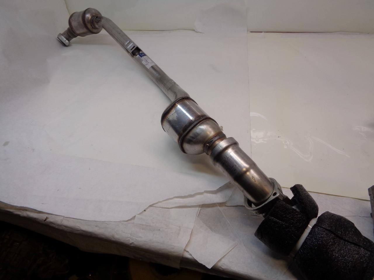 NEW OEM MERCEDES CATALYTIC CONVERTER A-203-490-25-20 BLUE4