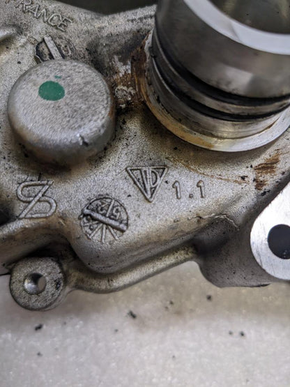 PORSCHE BOXSTER 987 2005-2008 3.2 OIL PUMP COVER 9971071124R USED R20