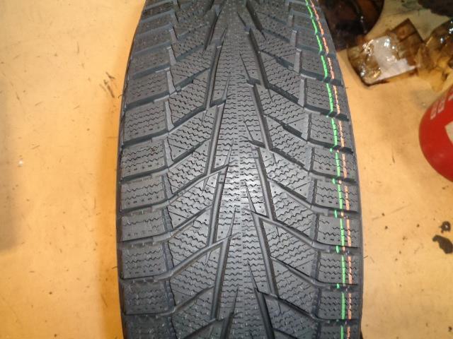 HANKOOK WINTER ICEPT IZ2 P 205 65 15 94T SL SNOW/WINTER TIRE 1020340 BQ3