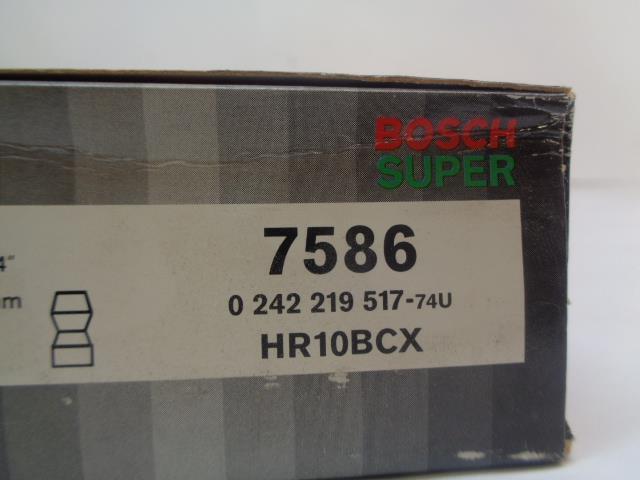 BRAND NEW BOSCH GMC SUPER SPARK PLUG 10 PACK 7586 R13T3