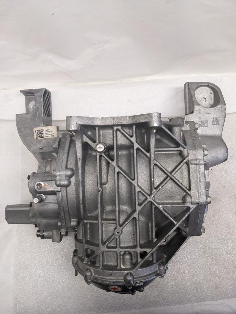 GM 23398957 DIFFERENTIAL CARRIER FOR MANUAL TRANSMISSION 14-17 CORVETTE NEW B3B2