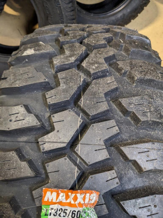MAXXIS MT-762 BIGHORN BSW  LT 325 60 20 121/118Q 8PLY TIRE TL00023100 CQ1