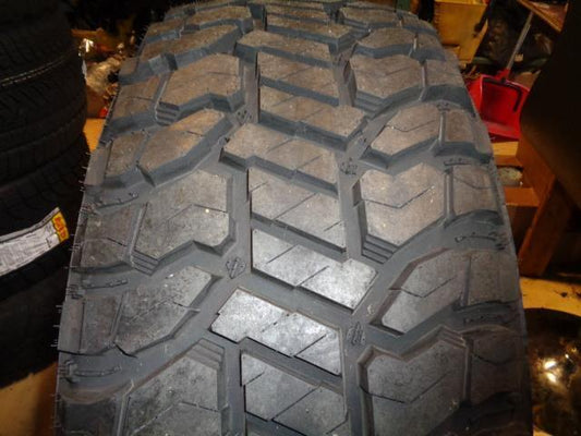 RADAR RENEGADE R/T LT 37 13.50 20 128Q LRF 12PLY TIRE RASYTH0110 BQ4 SU2