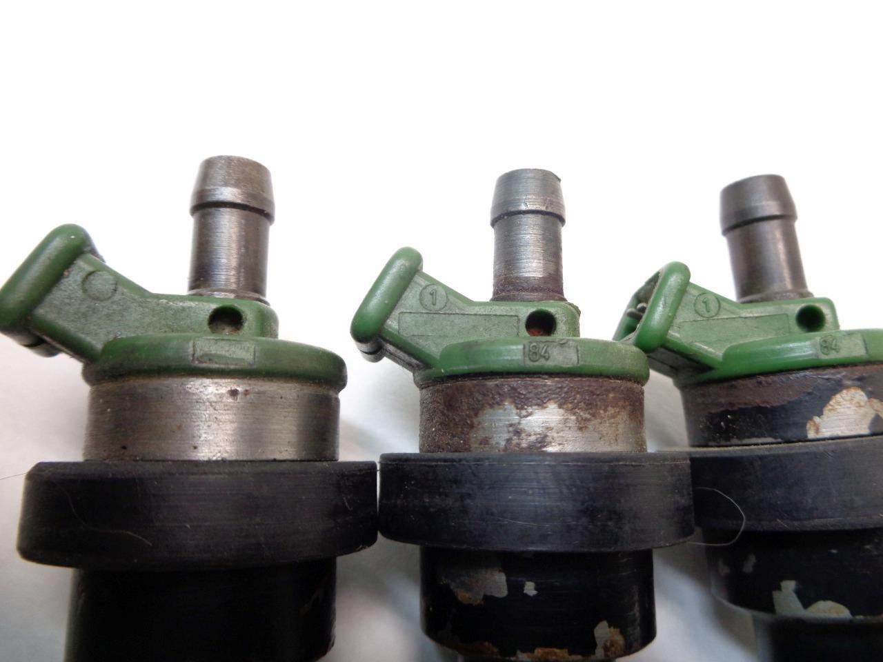 1 D-JETRONIC MERCEDES VOLVO FUEL INJECTOR NO PART# R13