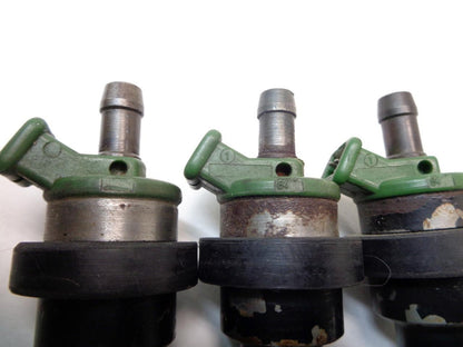 1 D-JETRONIC MERCEDES VOLVO FUEL INJECTOR NO PART# R13