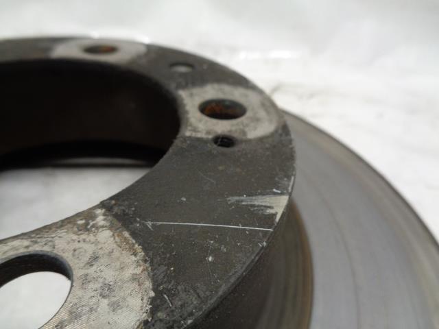 USED GENUINE PORSCHE 928 RIGHT FRONT DIRECTIONAL DISC BRAKE ROTOR 928 351 044 04