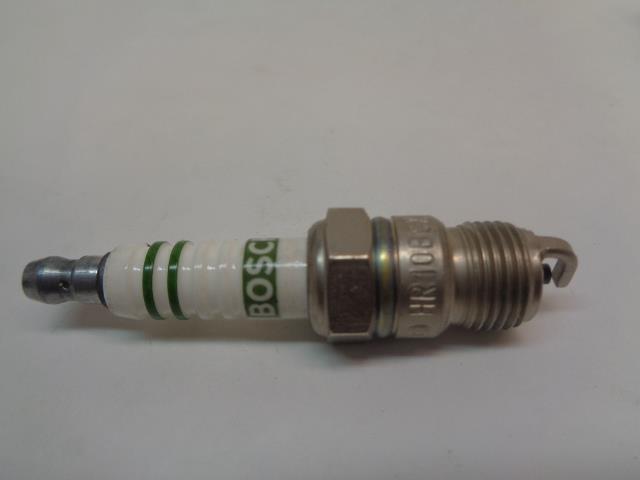 BRAND NEW BOSCH GMC SUPER SPARK PLUG 10 PACK 7586 R13T3