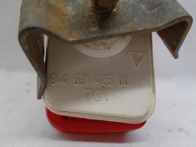 USED PORSCHE REAR LEFT SIDE MARKER LENS w/ BACKING & BULB 944 631 425 00 R25T4