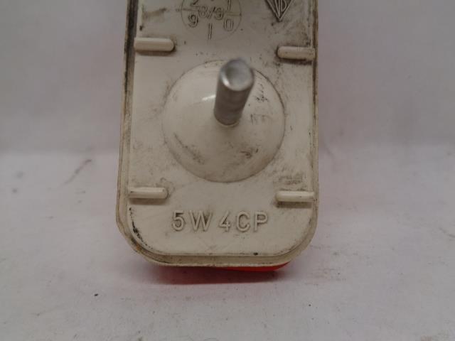 USED PORSCHE REAR LEFT SIDE MARKER LENS ONLY 944 631 425 02 R25T4