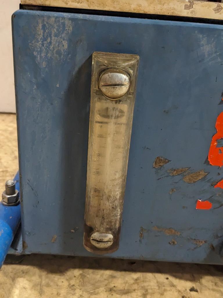 POWER TEAM 913F GAS POWERED HYD POWERIG W/ 4-CYCLE GAS MOTOR B2