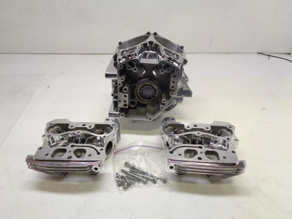 NEW HARLEY DAVIDSON 2001 ROAD KING CRANKCASE & CYLINDER HEADS 24631-99 R15