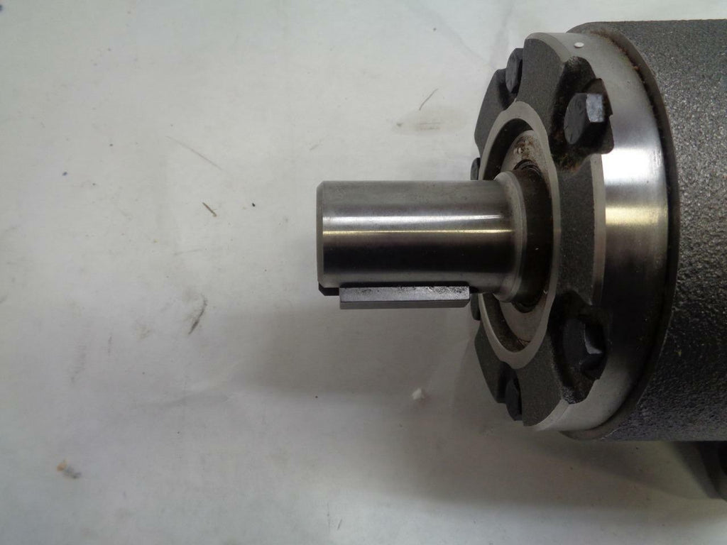 Eaton Char-Lynn Hydraulic Motor 2000 PSI 982.7 cm³ Displacement 113-1069-006 J1