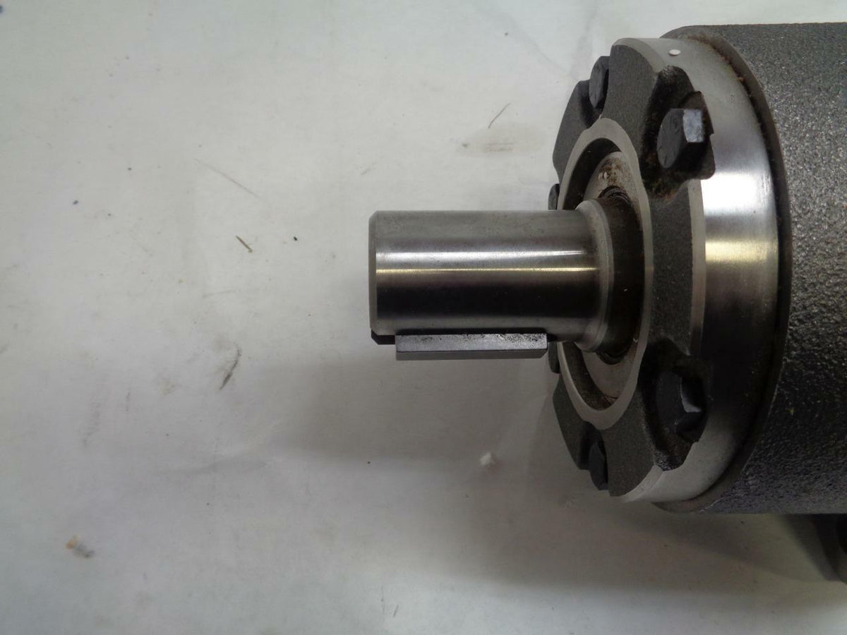 Eaton Char-Lynn Hydraulic Motor 2000 PSI 982.7 cm³ Displacement 113-1069-006 J1