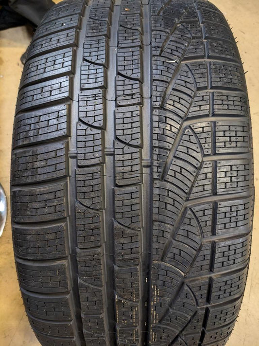 NOS PIRELLI WINTER W240 SOTTOZERO S.II *BMW  P 275 40 19 105V XL TIRE 2155500