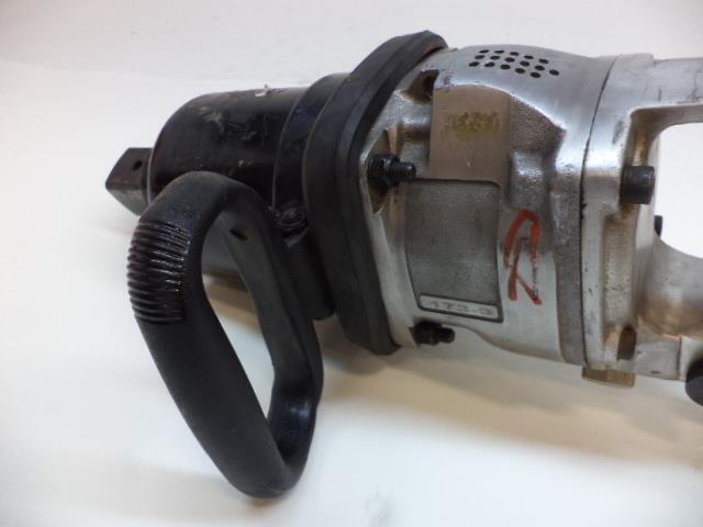 GISON 1-1/2" HEAVY DUTY PNEUMATIC IMPACT WRENCH 2500FT-LB 3000RPM