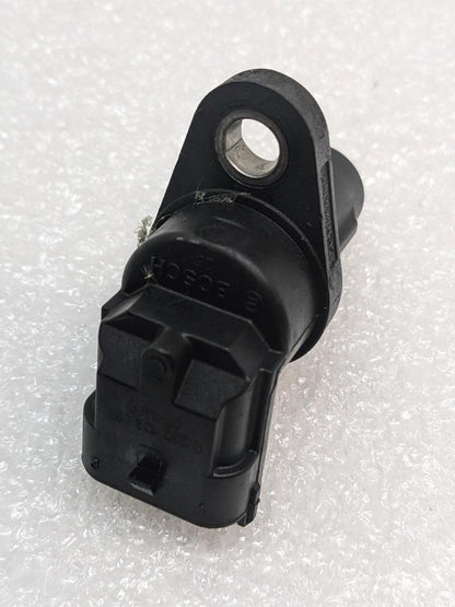 PORSCHE 911/996 PULSE CAMSHAFT CAM POSITION SENSOR 232103057 USED 996BGL2T2