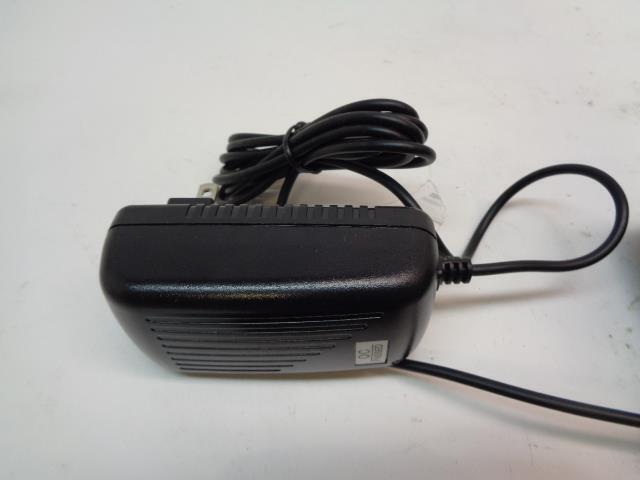 USED JDSU FBP-HD1 FIBER OPTIC CABLE TESTER R4TE