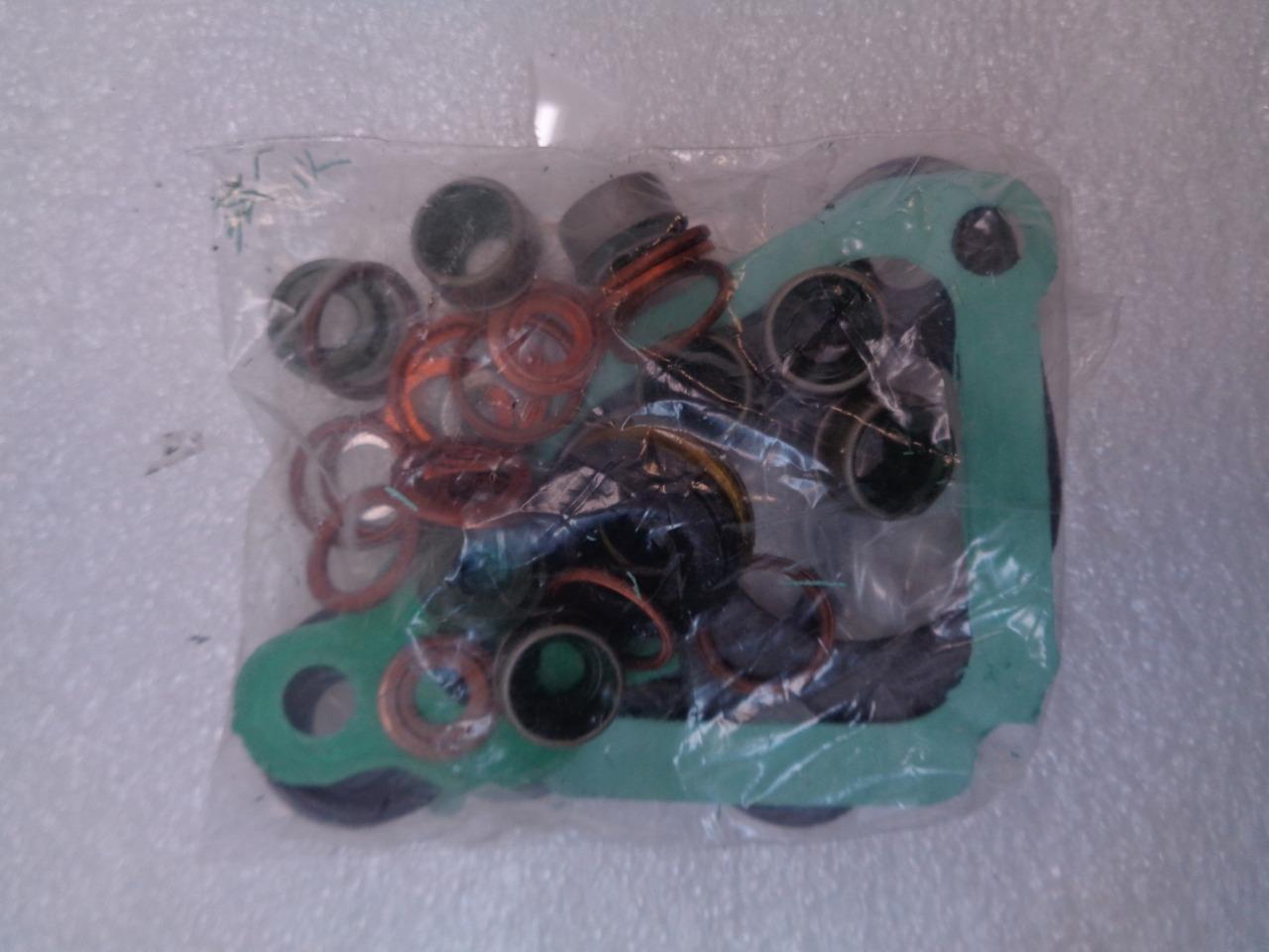 NEW HEAD SET KIT (DOES NOT HAVE HEAD GASKET) FOR LAND ROVER BHS.051 R15