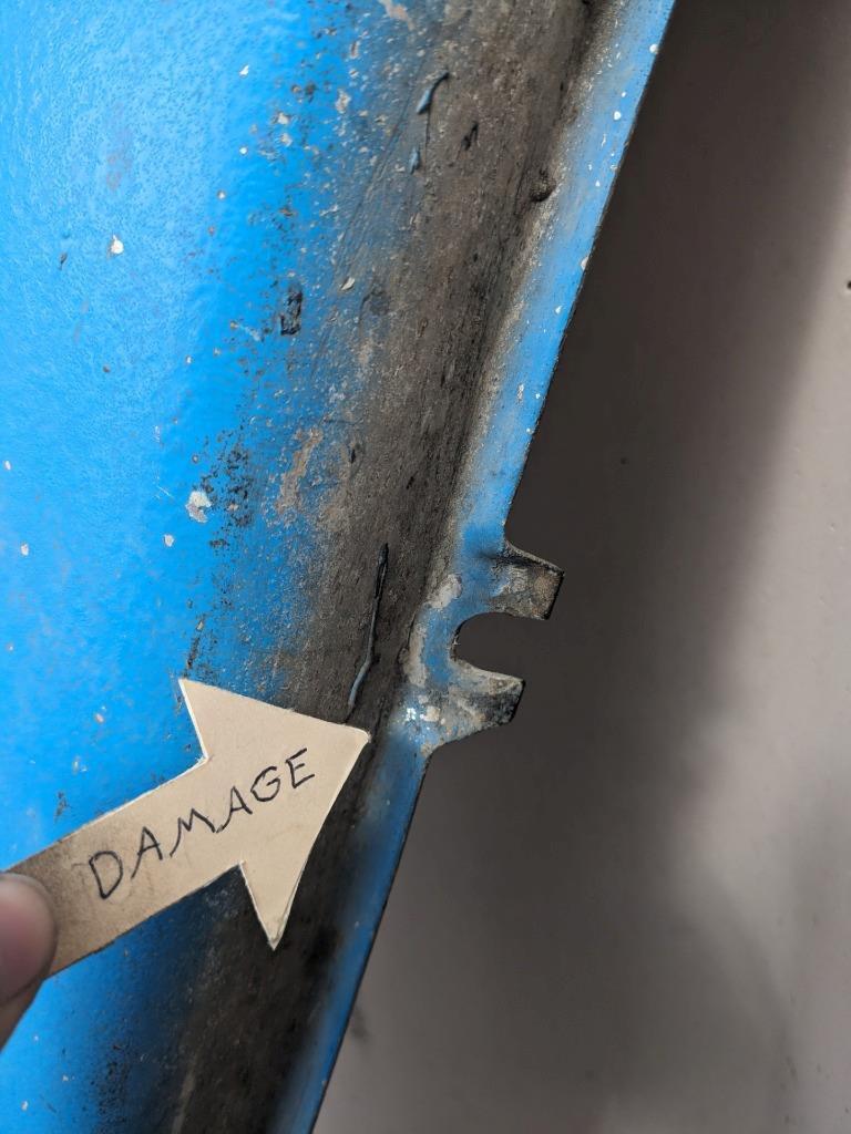 DAMAGED PORSCHE ALUMINUM RIGHT ROCKER PANEL BLUE FOR 78-89 911SC USED R25