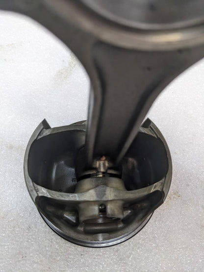 PORSCHE 911/996  CONNECTING PISTON ROD #4 9961031026R USED 996BGL2T2