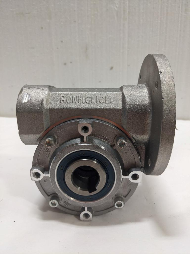 Bonfiglioli Right Angle Worm Reducer 200680038 VF49P17P80B14B3 NEW BSIG1
