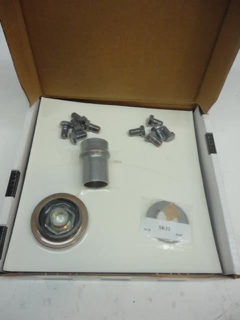 1 NEW GENUINE GEAR AXLE & GEAR MASTER INSTALL KIT 35-2041 FITS TOYOTA R15