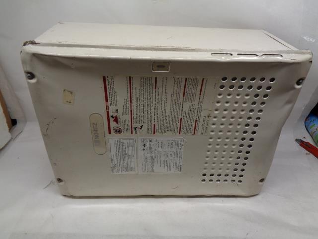 NORITZ NATURAL GAS 250,000 BTU TANKLESS WATER HEATER N-0931M BSR3.2
