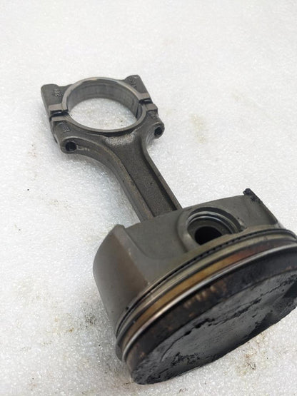 PORSCHE 986 BOXSTER 2.7L PISTON W/CONNECTING ROD #6 9961031028R USED 996GL2T1