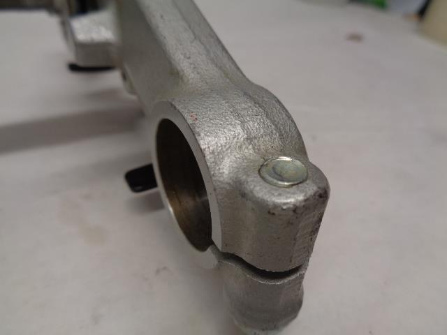 NEW OEM HONDA TRIPLE TREE FORK CLAMP AND STEERING STEM K8JA 166 1 R16
