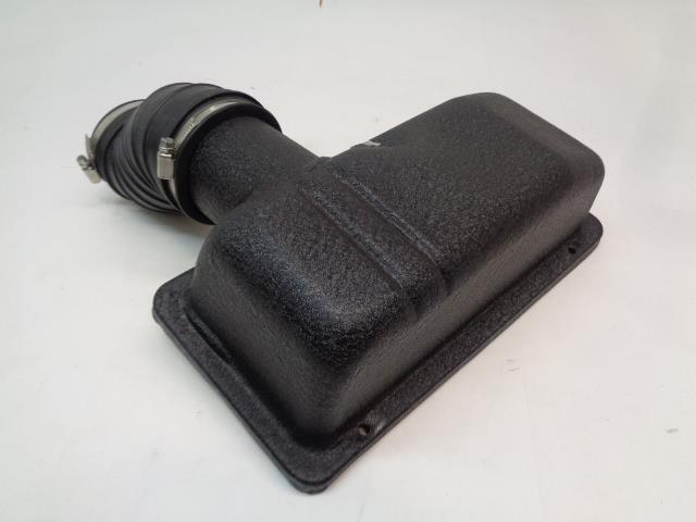 NEW LAMBORGHINI GALLARDO COVER AIR CLEANER RH & HOSE 07L133849 / 07L131843A R6TE