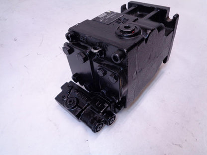 SAUER DANFOSS 83061189 HYDRAULIC BLOCK VALVE PUMP J2