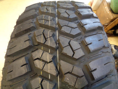 DELIUM TERRA RAIDER M/T LT 33 12.5 18 118Q LRE 10PLY TIRE D233128 BQ4