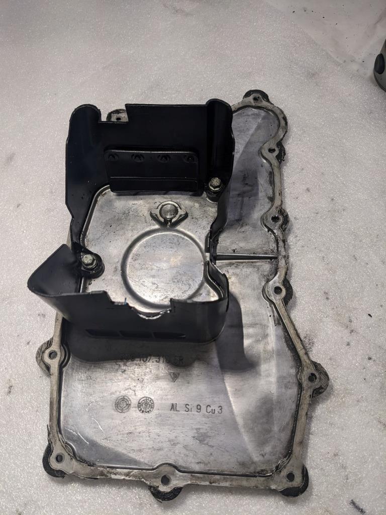 PORSCHE 911/996 ENGINE OIL SUMP PLATE/PAN 9961073108R USED 996BGLT3