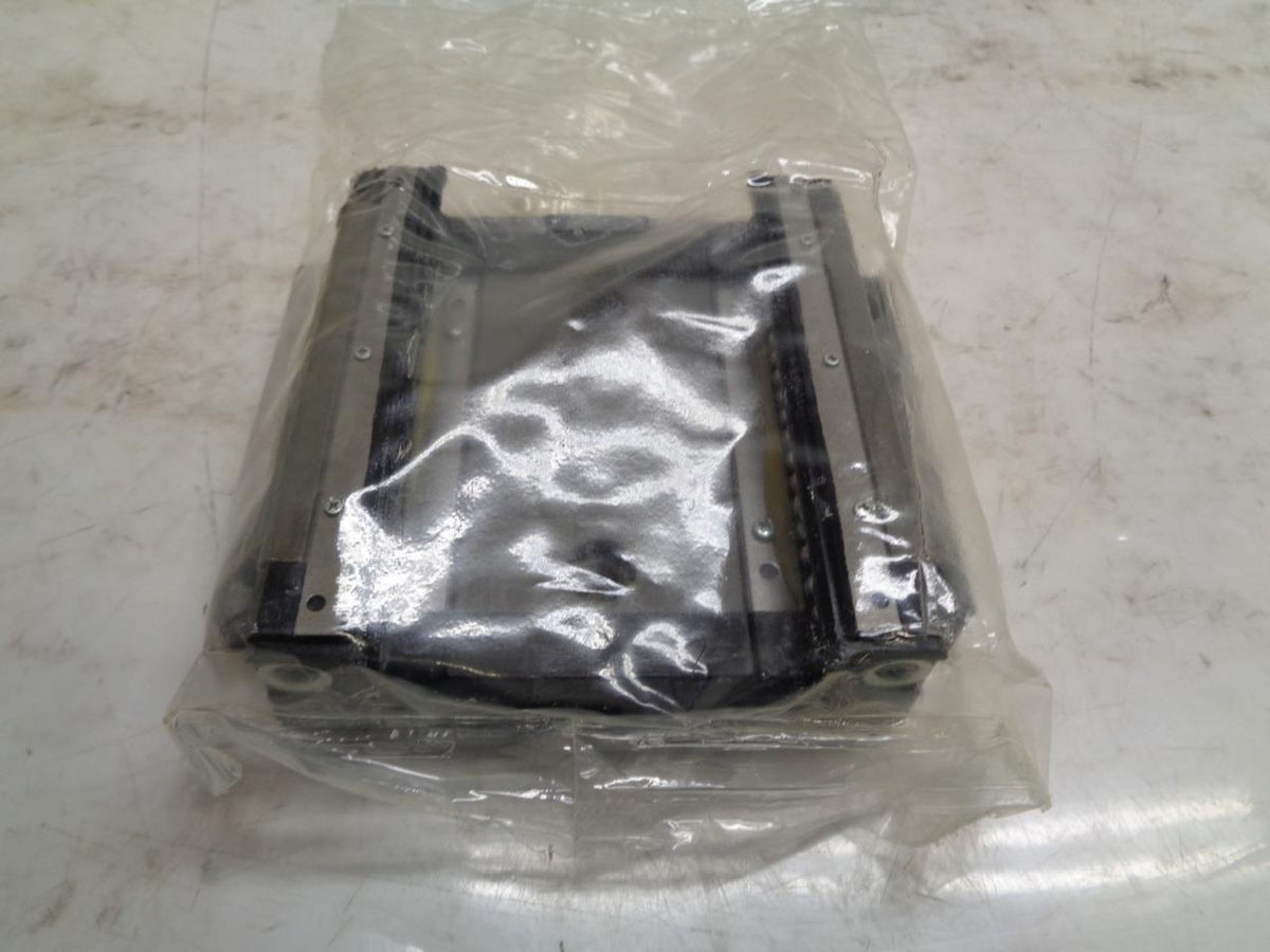 NEW THK LINEAR MOTION HRW35CA1SS GK BLOCK R29