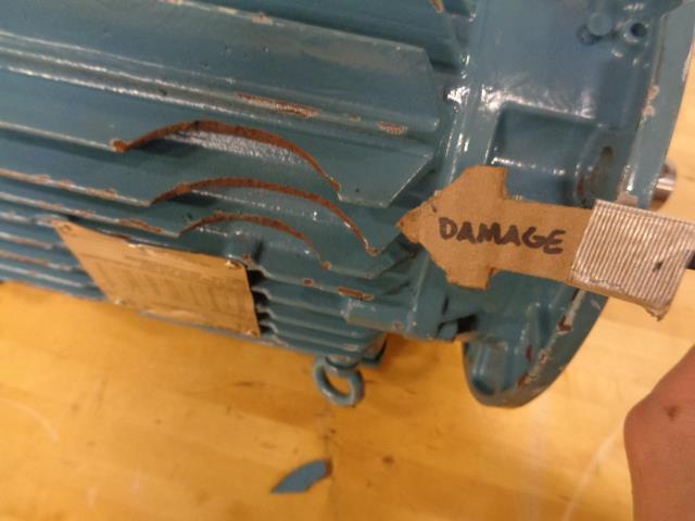 NEW ABB 3-PHASE SQUIRREL CAGE MOTOR M3BP 112MG 4 (DAMAGED) BSRG4