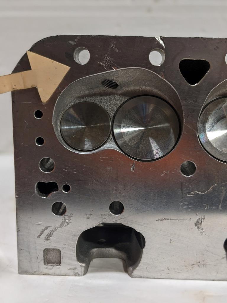 Edelbrock 77589 SBC VICTOR JR CY NEW I2