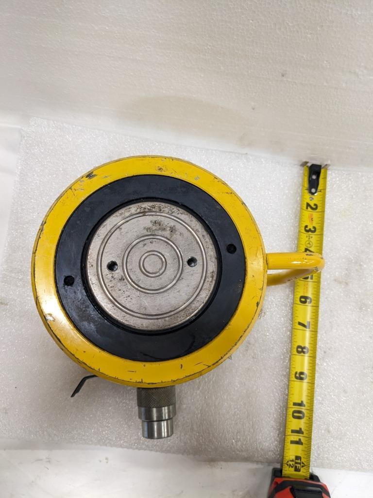 NEW ENERPAC RCS1002 100 TON CAPACITY LOW HEIGHT HYDRAULIC CYLINDER BSRG5