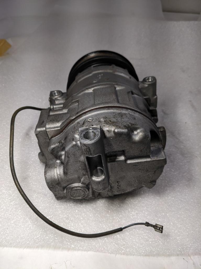 PORSCHE 911 996 BOXSTER DENSO A/C COMPRESSOR W/PIPE 99612601152 USED 996B.G.L.