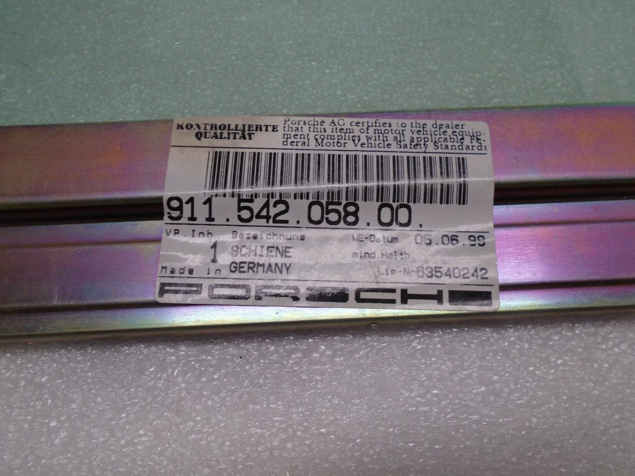 NEW GENUINE 95-98 PORSCHE 911 (993) FRONT RIGHT WINDOW GLASS 993 542 012 01 SR