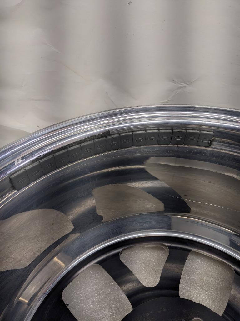 1 WELD RACING 76HB7100W67A WHEEL RT-S S76 FORGED ALUMINUM BLACK 17X10 USED B2