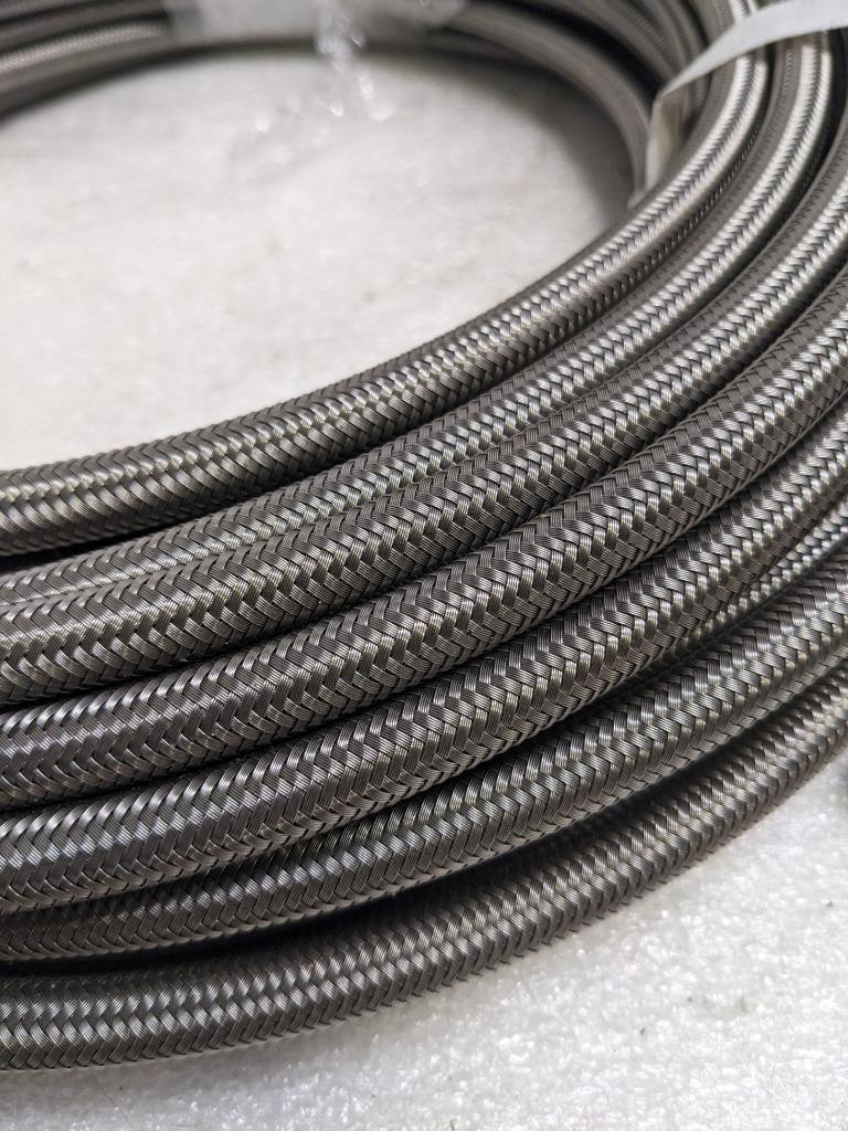 UNBRANDED BRAIDED 99' METAL HOSE 5/16" ID 7/16" OD W/ PLASTIC TUBING NEW R3T3