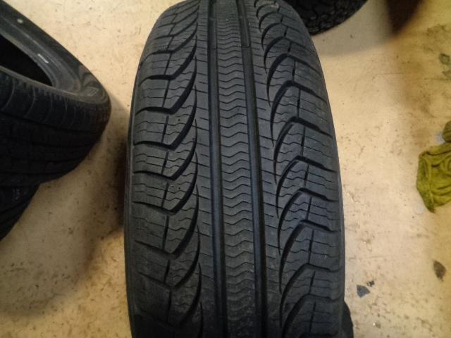 2 PIRELLI P4 PERSIST AS PLUS P 225 65 16 100T SL ALL SEASON TIRES 4077900 BQ2