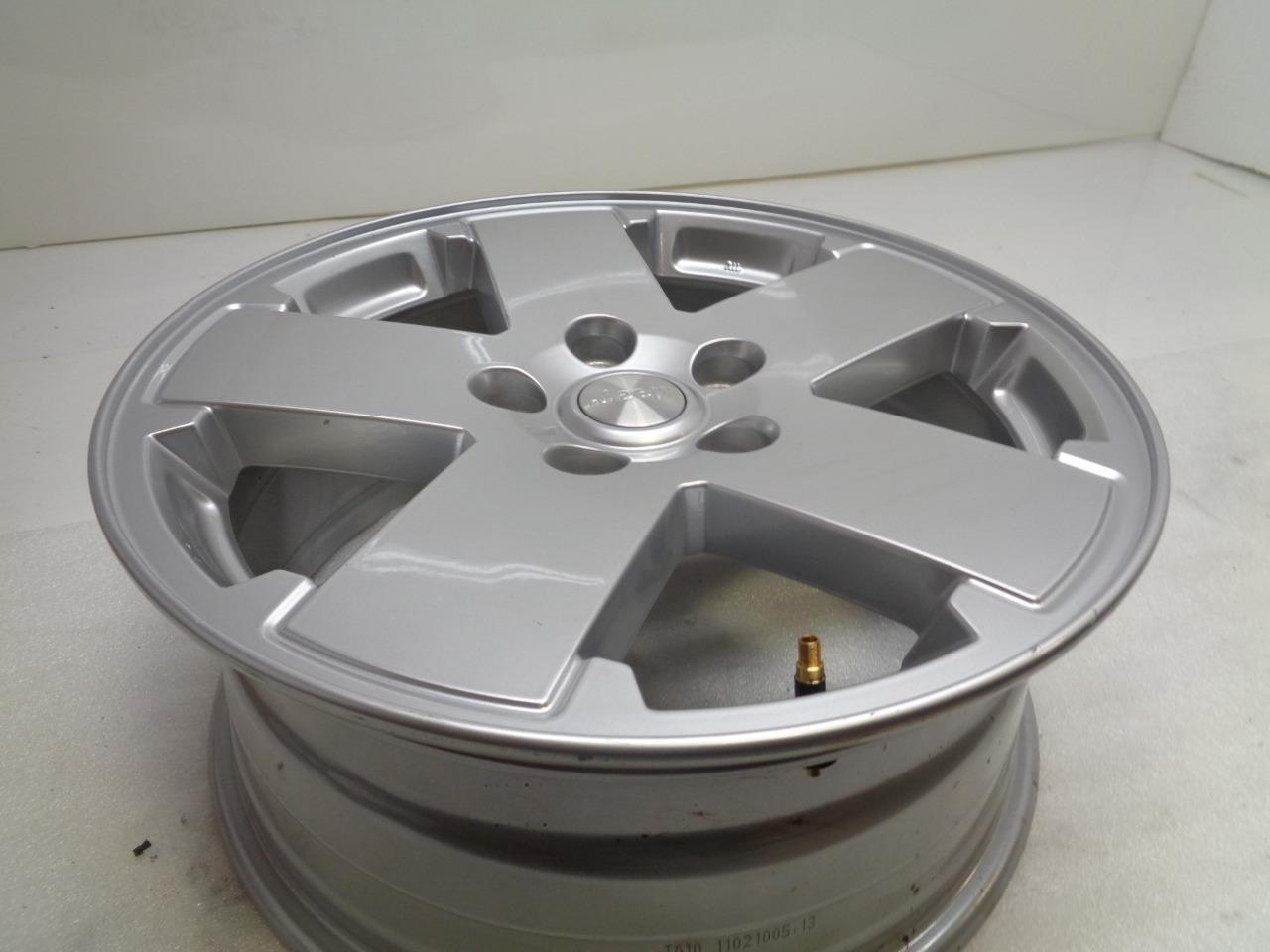 NEW JEEP 07-12 JEEP WRANGLER SILVER WHEEL 18X7.5 5X127 ET44.45 1JC34TRMAA WR